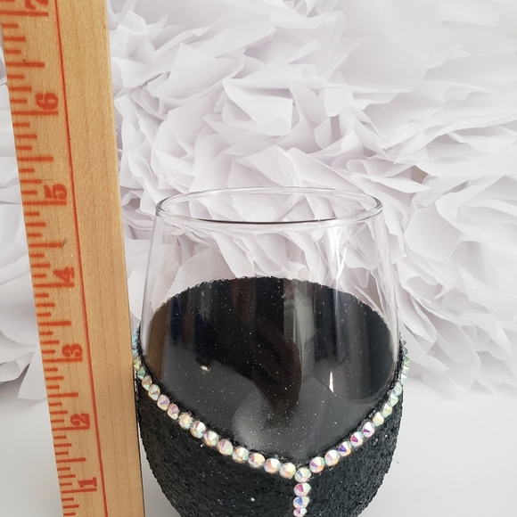 Crystal Rhinestone ๐ฎ Bling Hand Crafted Wine/Water ๐ง Glass - Picture 4 of 6